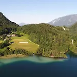 Hotel Seeblick 3*
