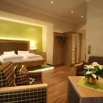 Hotel Seeblick 3*