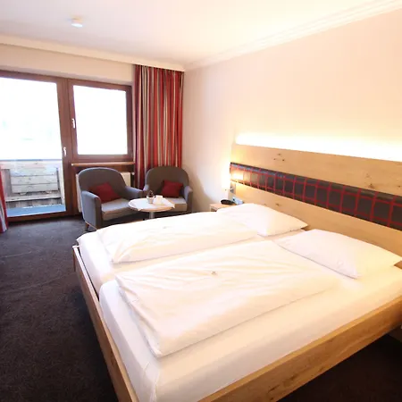 Seeblick Hotel 3*