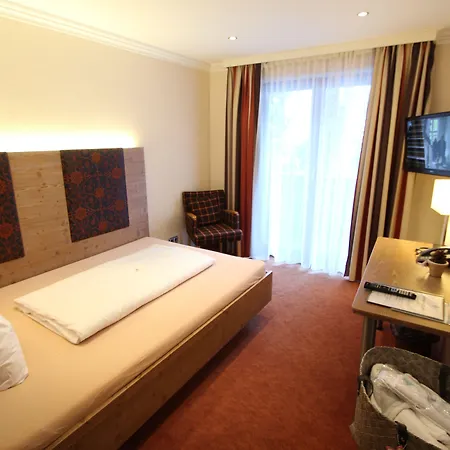 Seeblick Hotel 3*