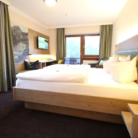 Seeblick Hotel 3*